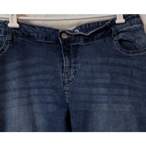 SMO SAND MOUNTAIN OUTFITTERS 20 Embellish Embroidered Cross Straight Jean 40x33 - Picture 13 of 13